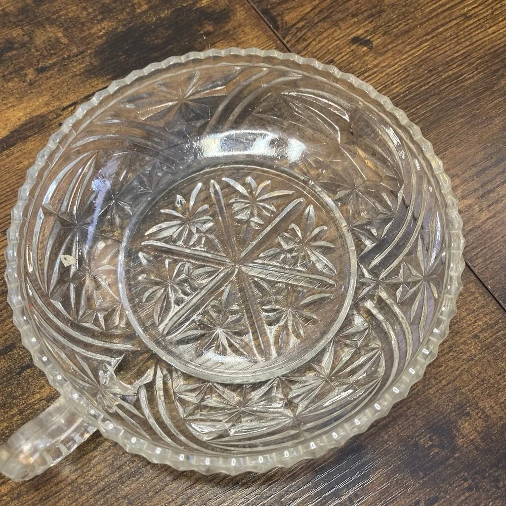 Pressed Glass Clear Handled Candy Dish Starburst Pattern Vtg